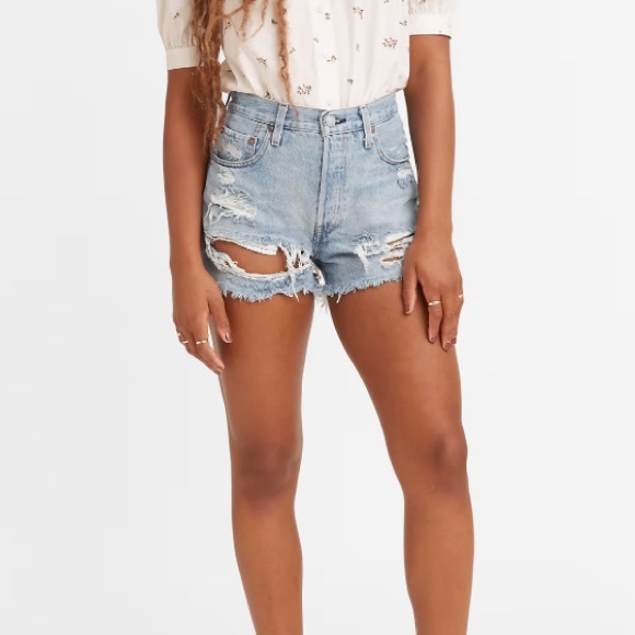 Levi’s 501 High Rise Shorts - Picture 2 of 10